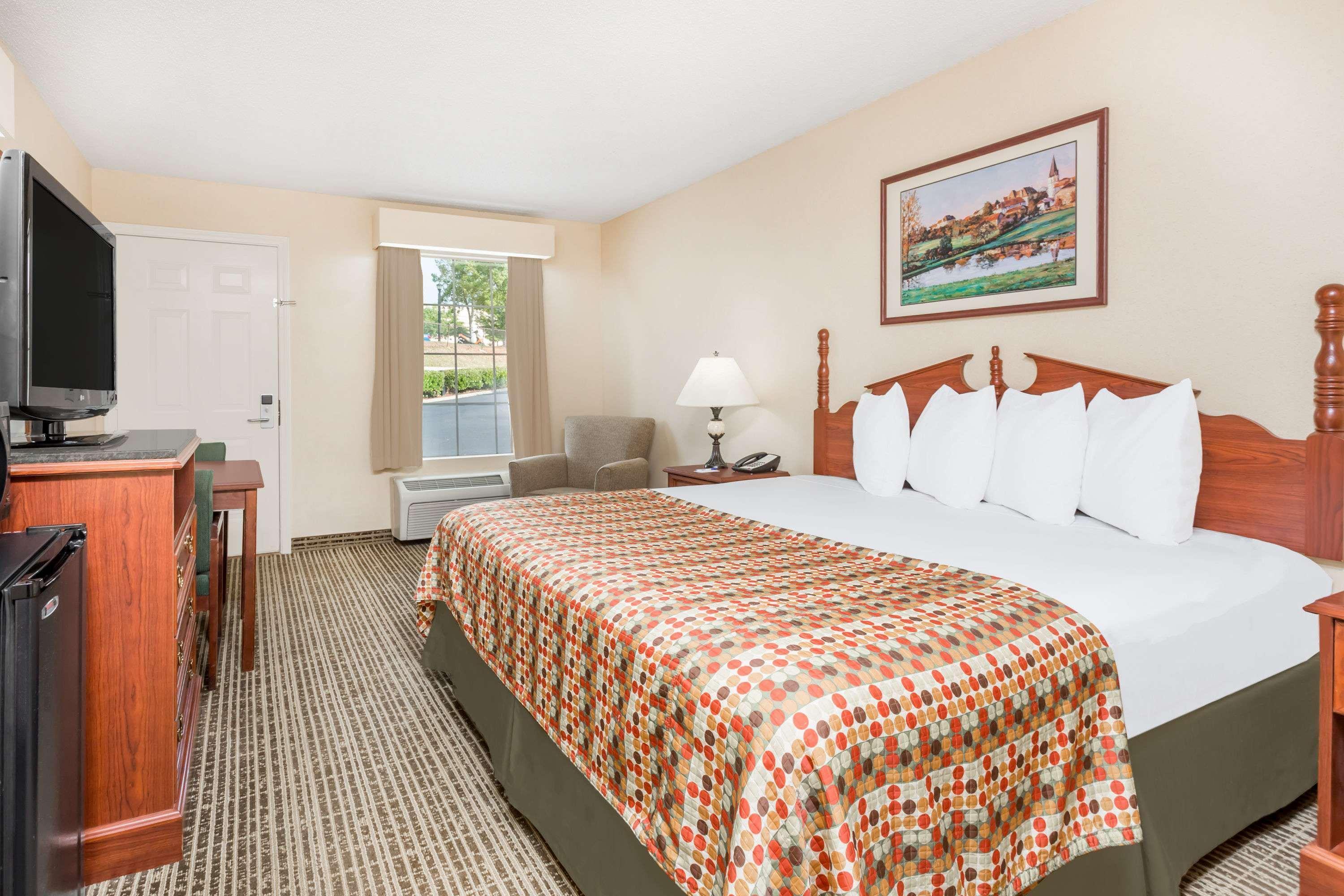 Baymont By Wyndham Anderson Clemson Hotel Luaran gambar