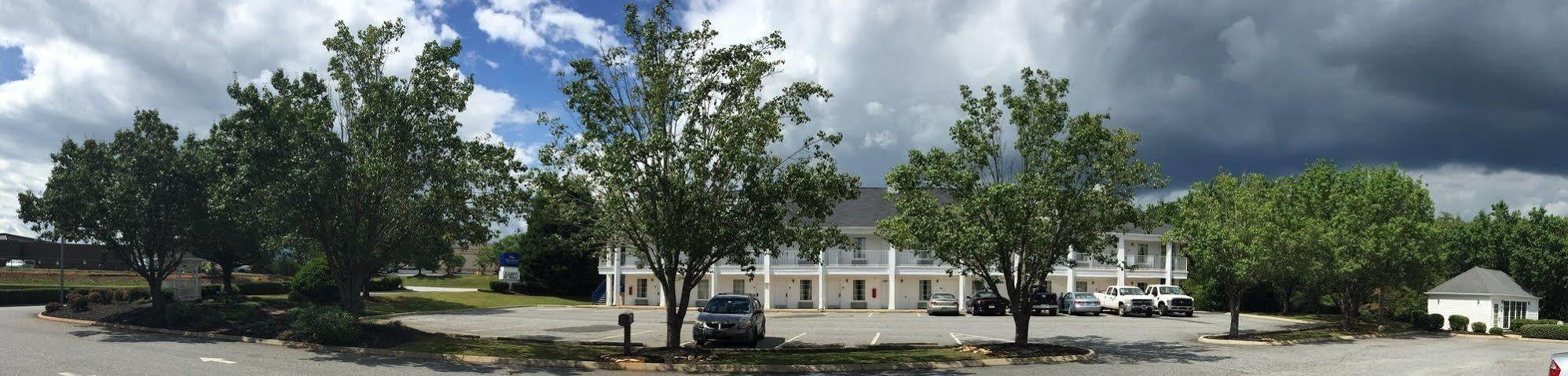 Baymont By Wyndham Anderson Clemson Hotel Luaran gambar